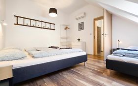 Upartments